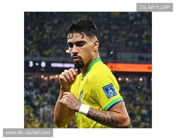 帕奎塔抗议判罚两黄变一红，西汉姆联少一人作战